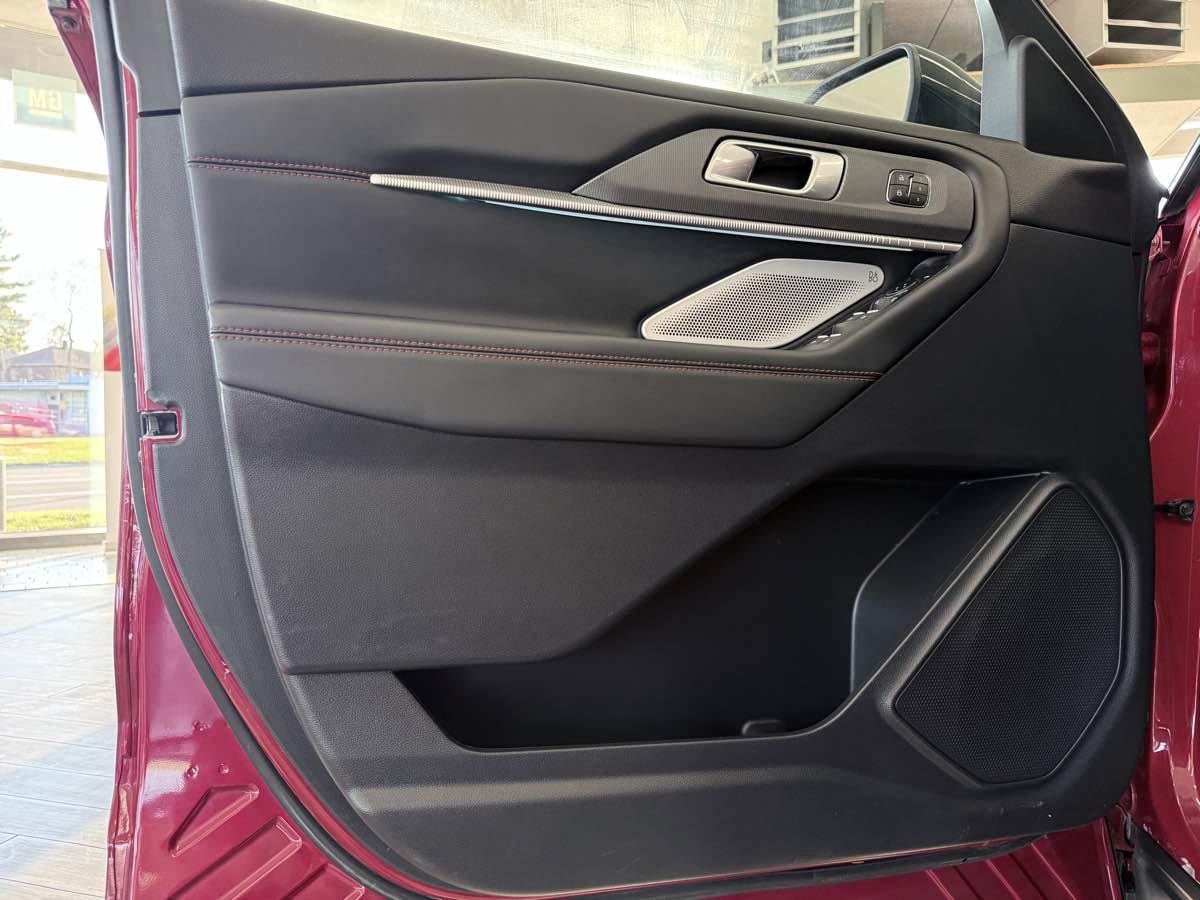 Used 2026 Ford Explorer ST w/ Sun And Sound Package image 10