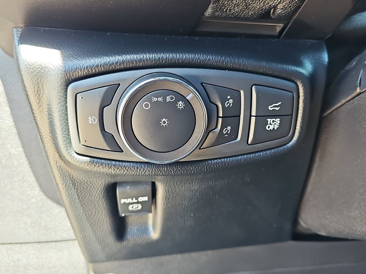 Used 2019 Lincoln Nautilus Reserve image 26