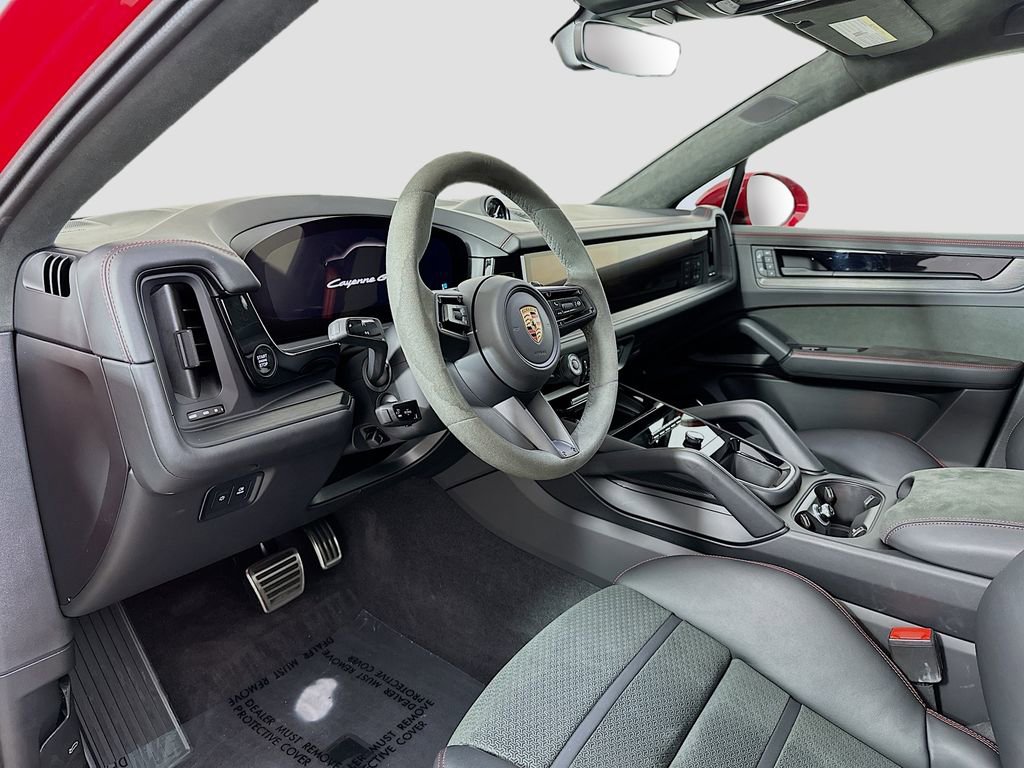 Certified 2026 Porsche Cayenne GTS AWD/4WD image 4