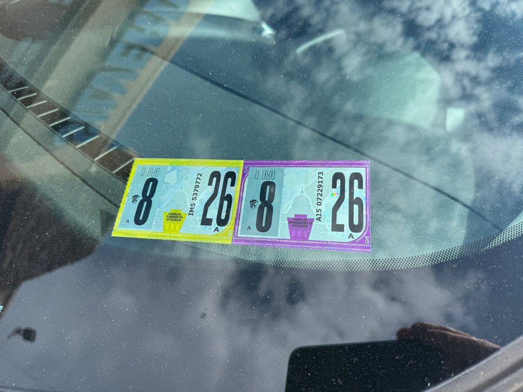 Used 2018 Ford Escape SE w/ SE Sync 3 Package image 3