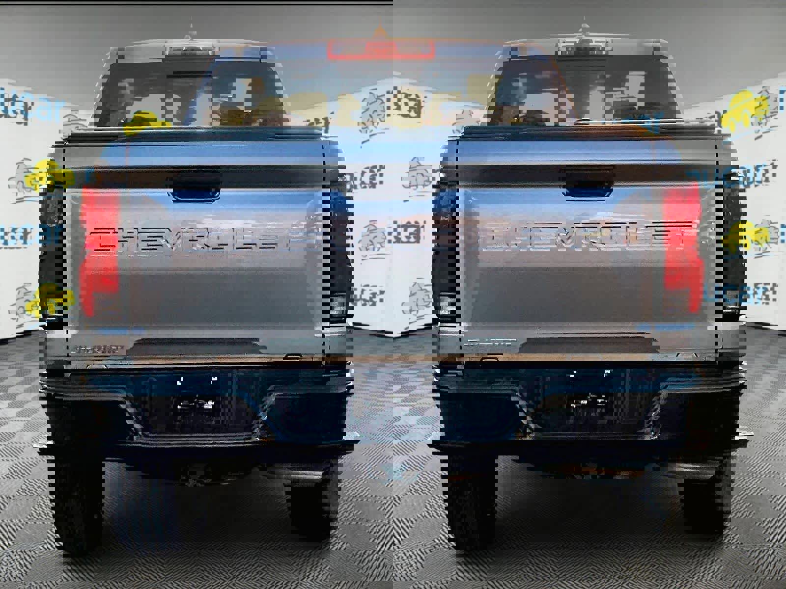 Used 2024 Chevrolet Colorado Z71 w/ Z71 Convenience Package 2 image 5