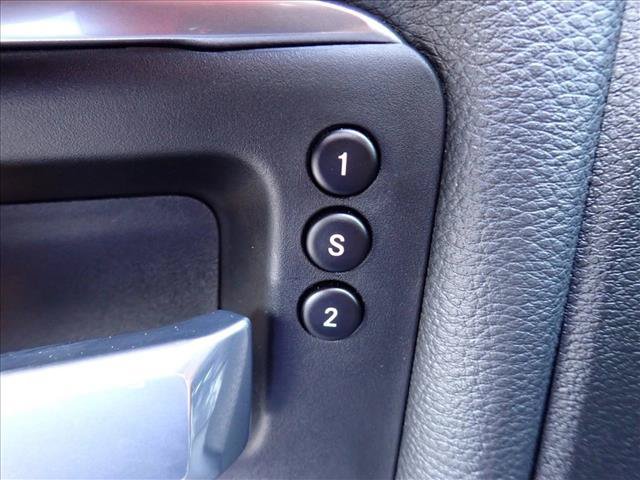 Used 2025 RAM 3500 Laramie AWD/4WD image 16