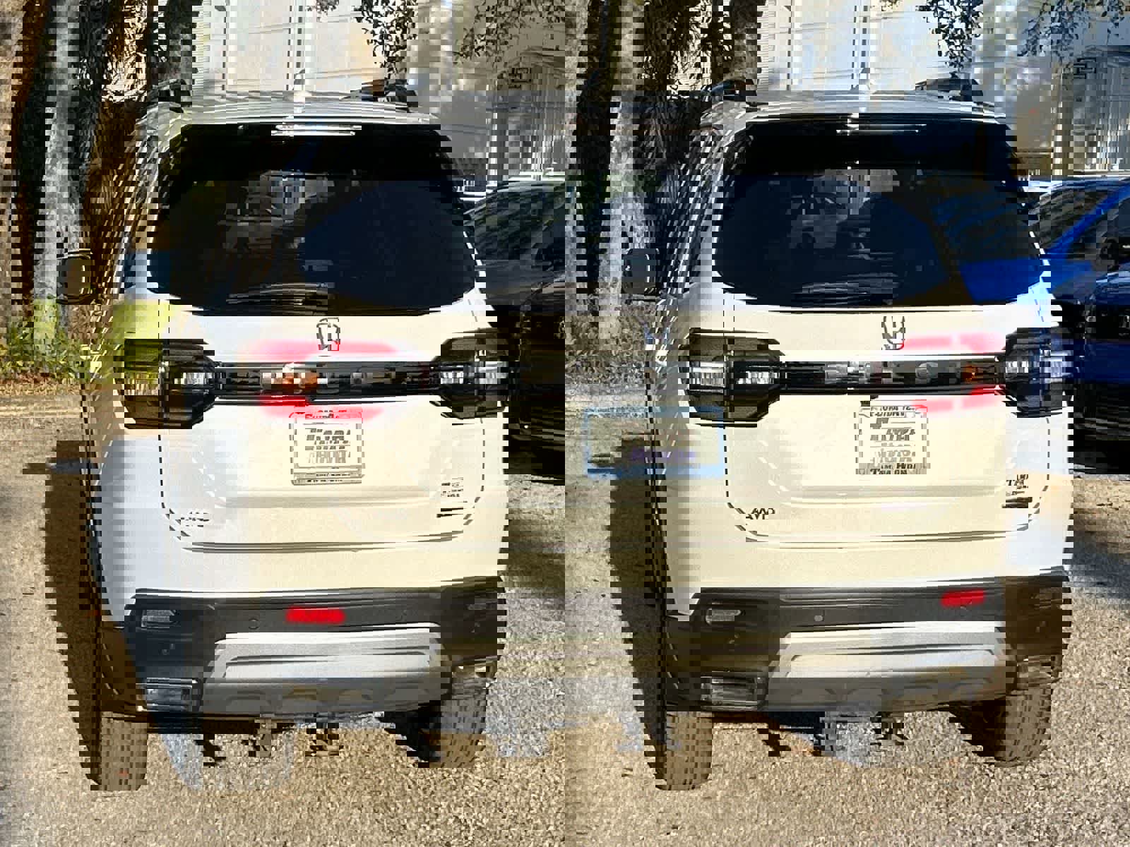 Used 2024 Honda Pilot Touring image 5