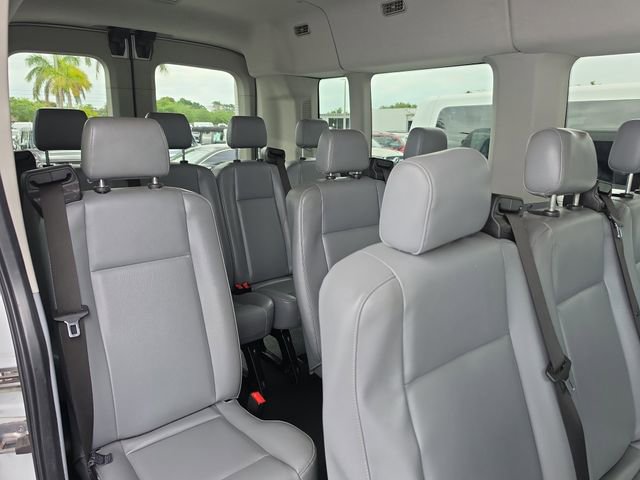 Used 2017 Ford Transit 350 XL image 7