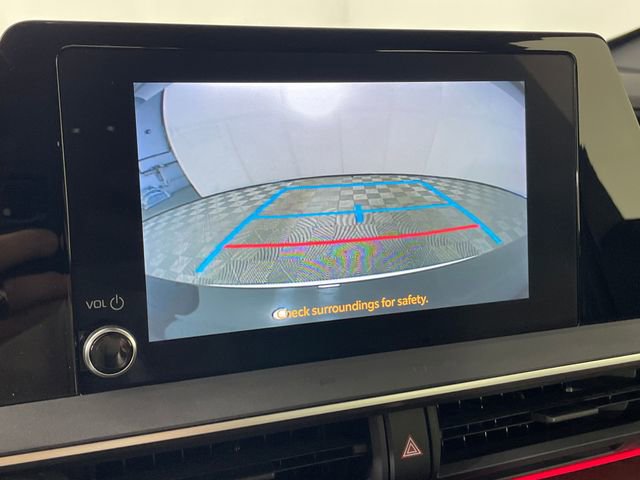Used 2024 Toyota Prius Prime XSE Premium image 8