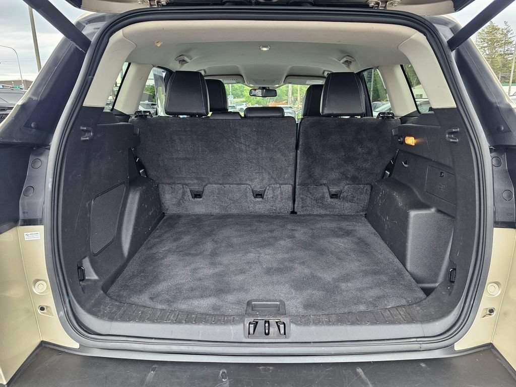 Used 2017 Ford Escape Titanium FWD image 16