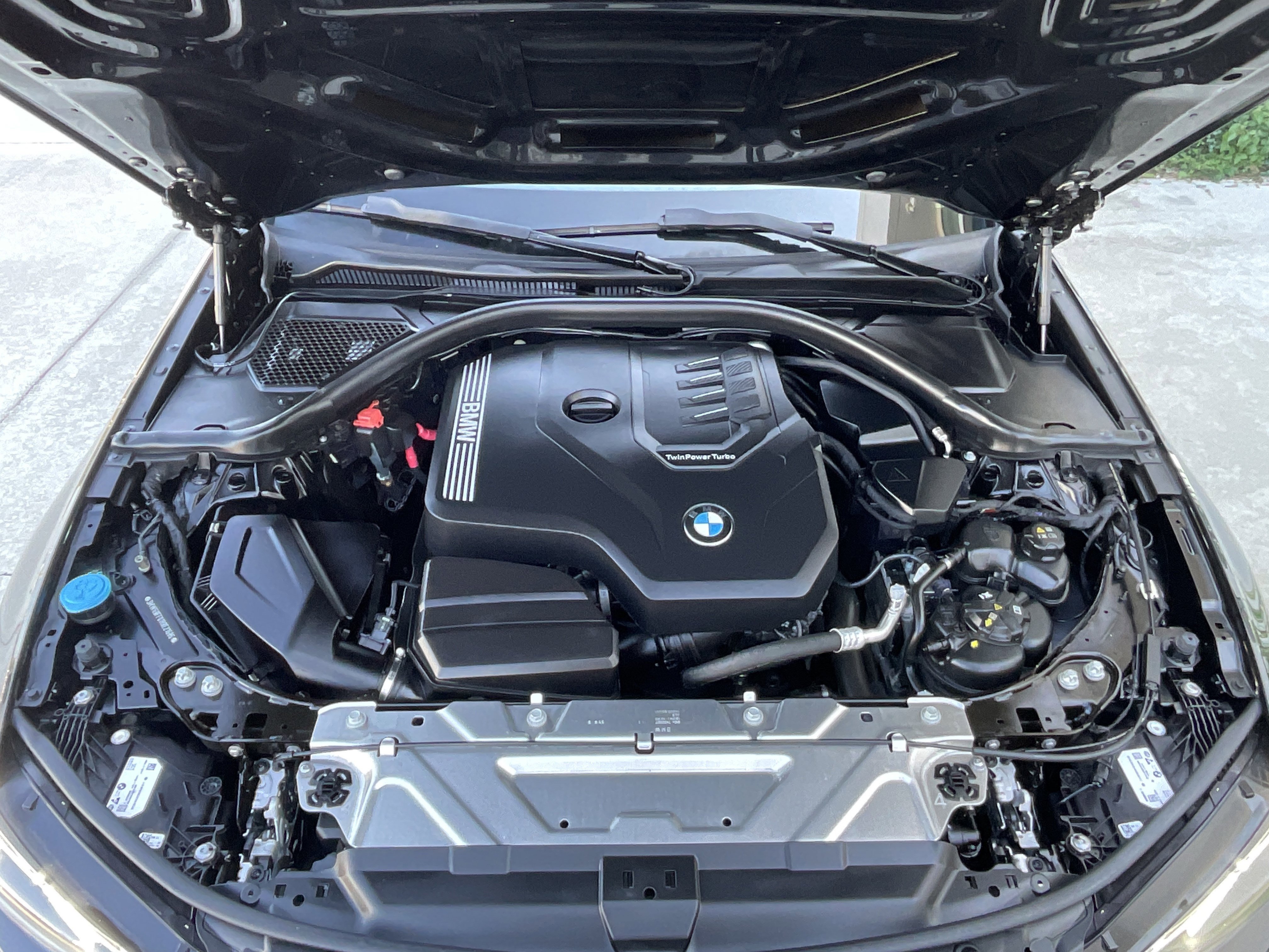 Certified 2024 BMW 330i Sedan w/ Premium Package image 33