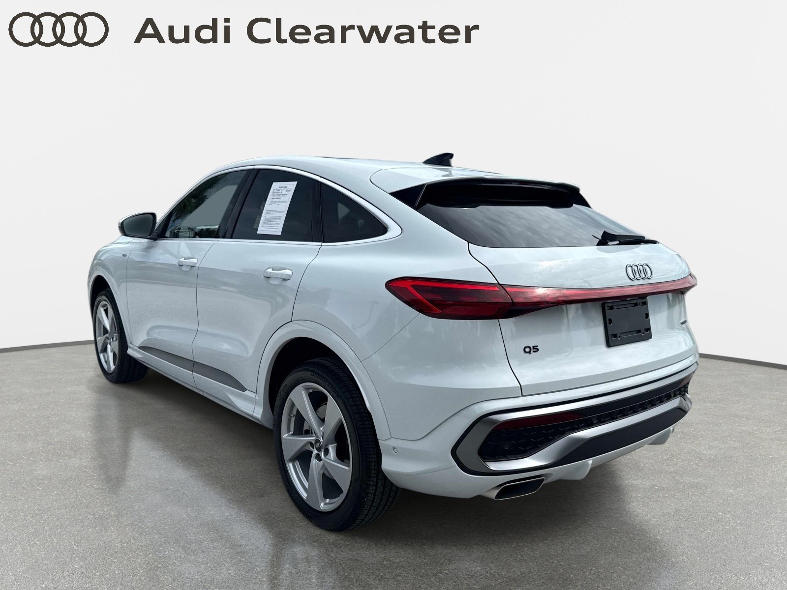 Certified 2025 Audi Q5 Premium Plus AWD/4WD image 3