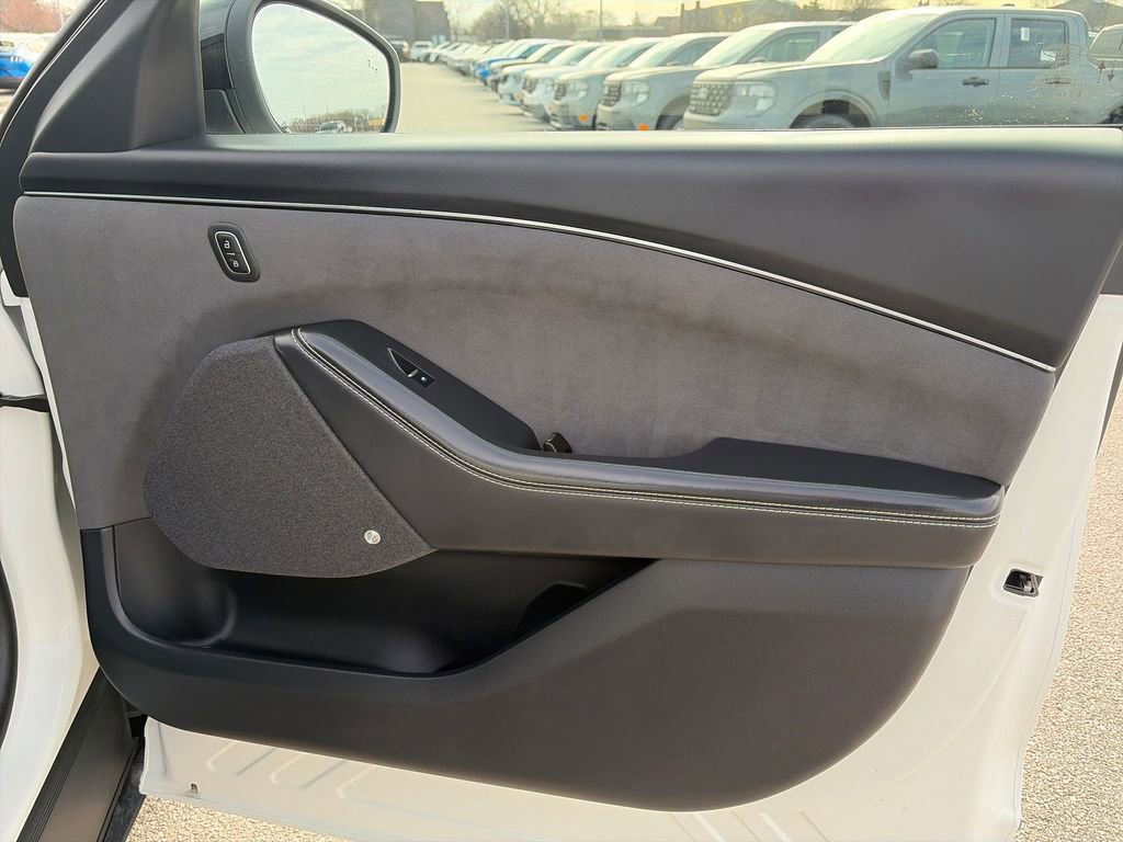 Used 2025 Ford Mustang Mach-E GT AWD/4WD image 11