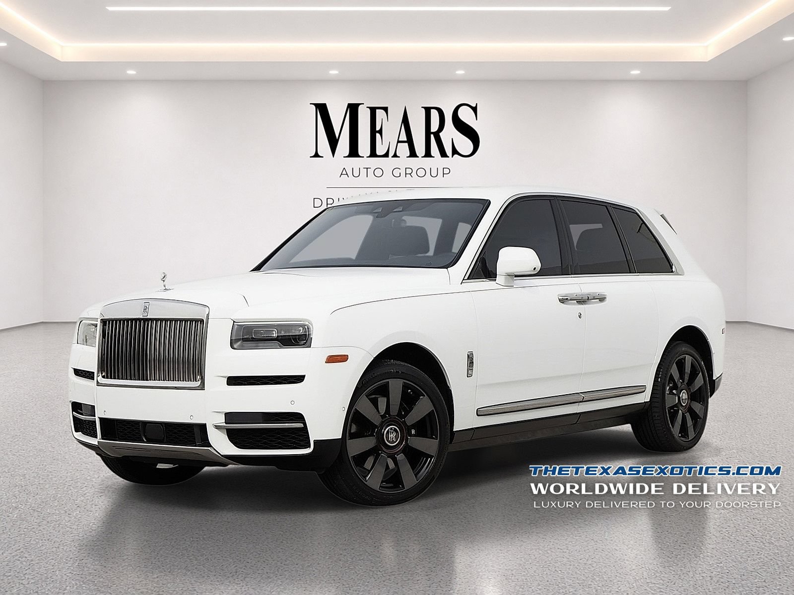 Used 2022 Rolls-Royce Cullinan AWD/4WD image 1