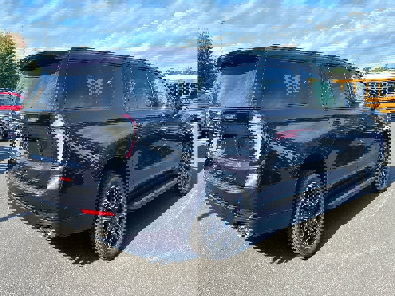 New 2026 Chevrolet Suburban RST w/ Comfort Package image 12