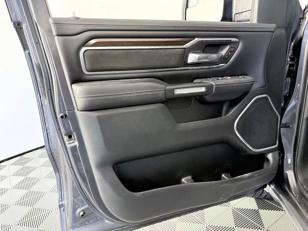 Used 2021 RAM 1500 Laramie image 9