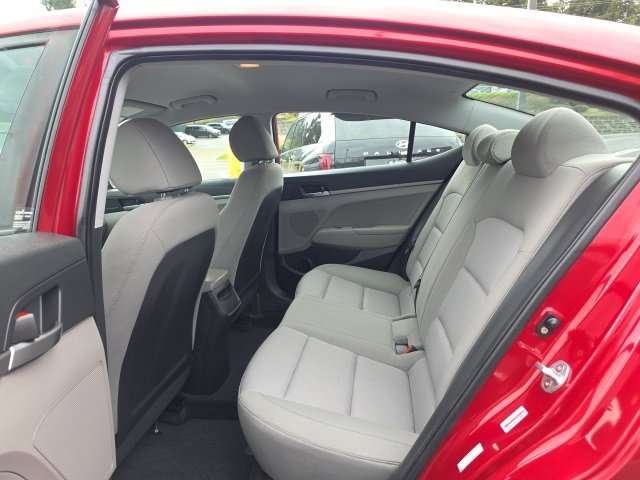 Used 2017 Hyundai Elantra SE image 28