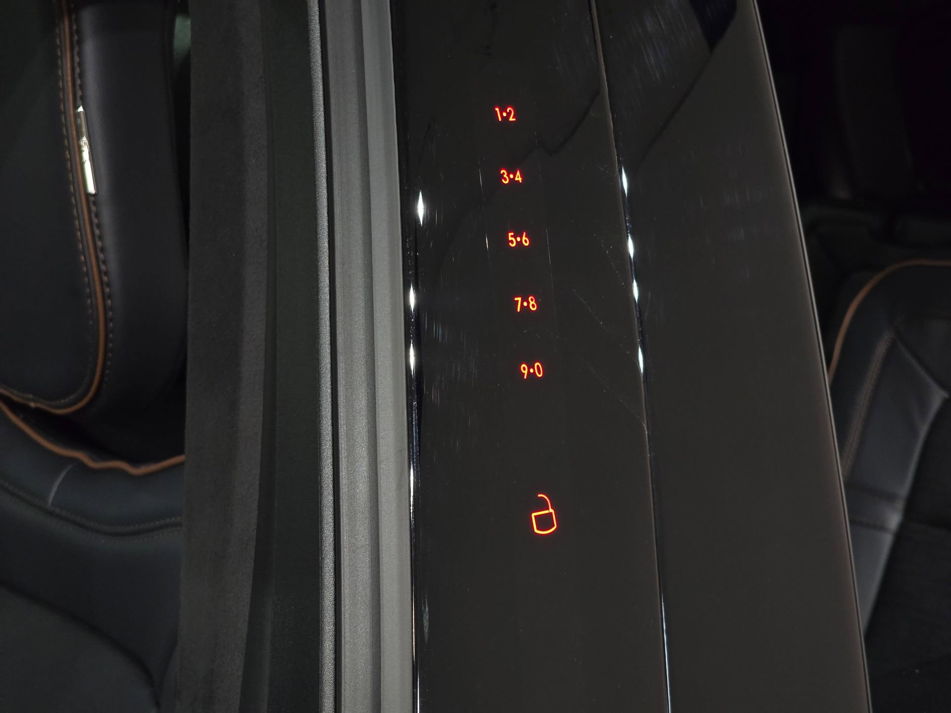 New 2026 Lincoln Aviator Black Label w/ Jet Appearance Package image 15