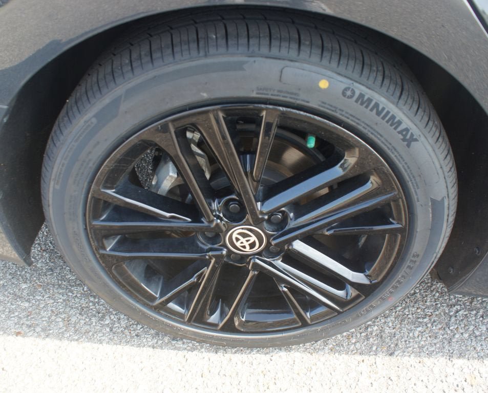 Used 2025 Toyota Camry SE FWD image 25
