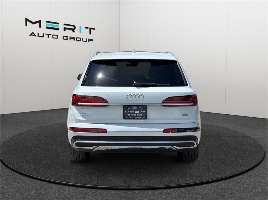 Used 2021 Audi Q7 3.0T Premium w/ Convenience Package AWD/4WD image 8