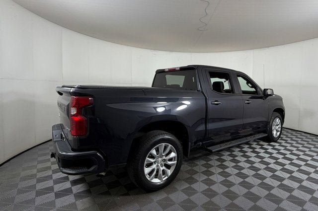 Used 2022 Chevrolet Silverado 1500 Custom RWD image 4