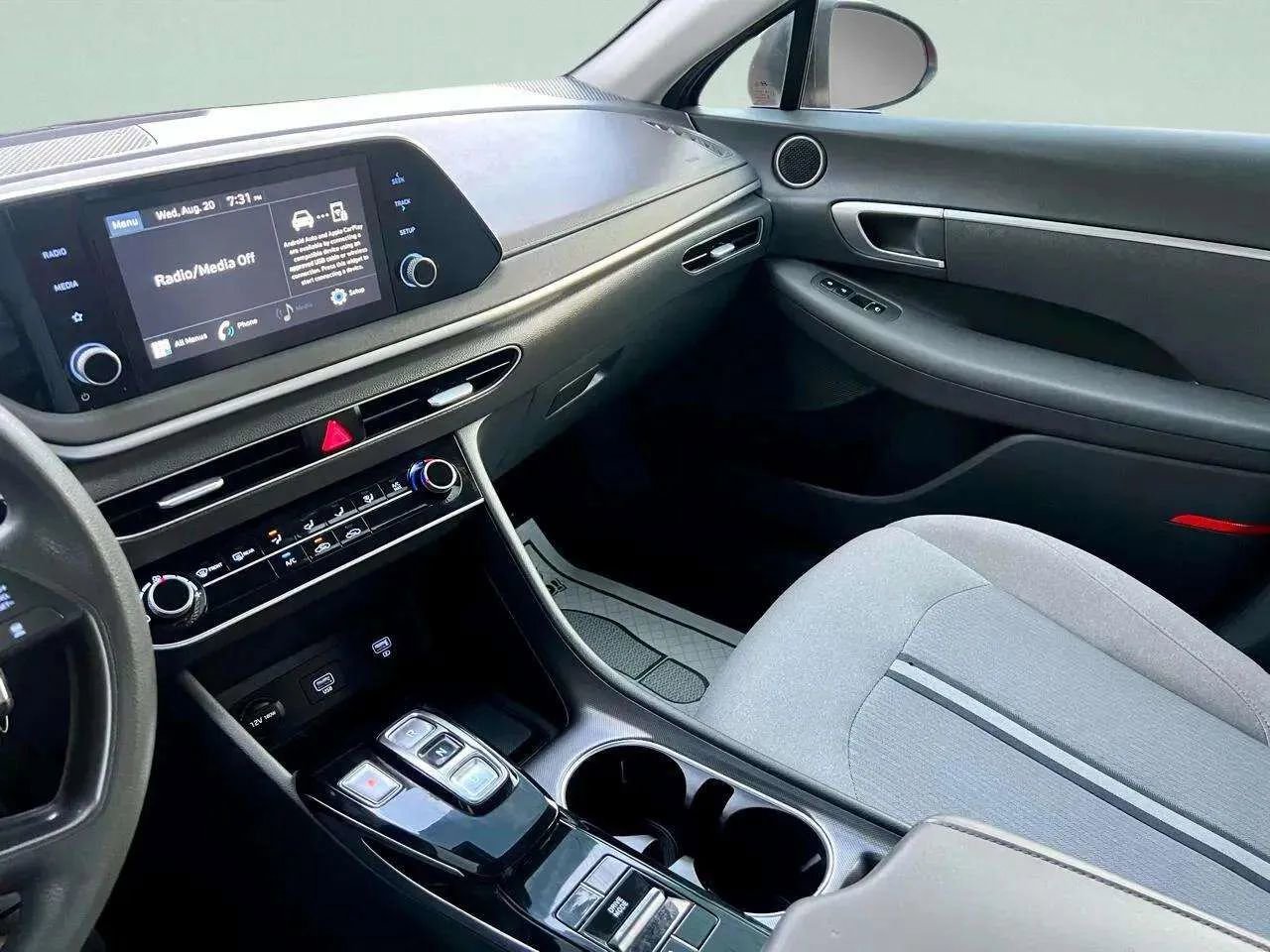 Used 2021 Hyundai Sonata SE image 9