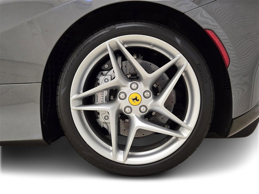 Used 2020 Ferrari F8 Tributo image 15