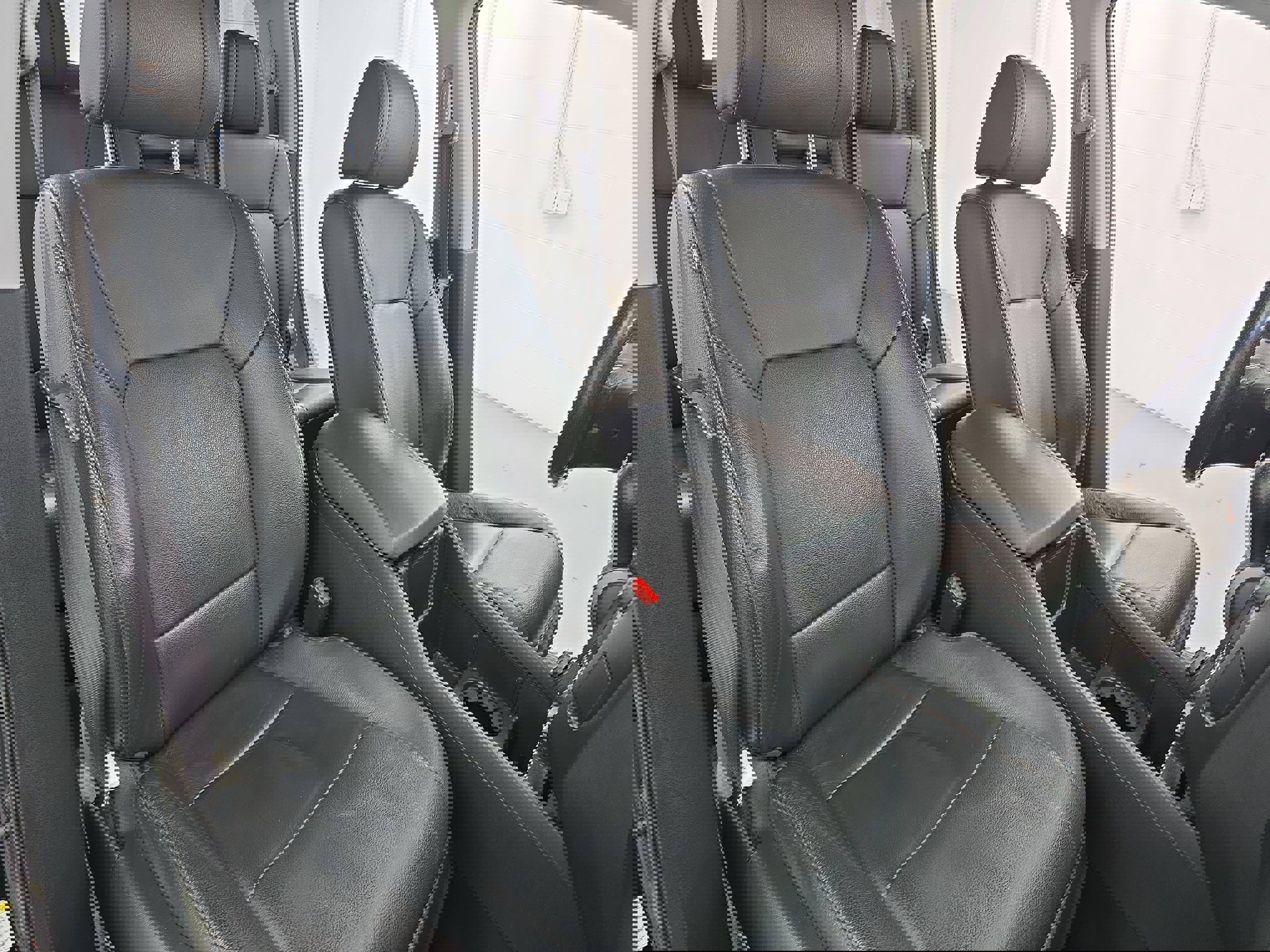 Used 2015 Honda Pilot Touring image 10