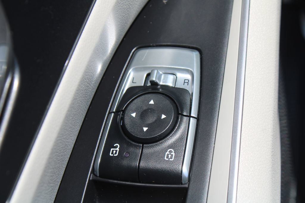 Certified 2025 Kia Sorento EX w/ Panoramic Sunroof Package FWD image 22