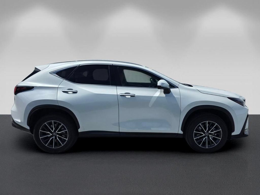 Used 2025 Lexus NX 250 FWD w/ Accessory Package (Z2) image 3