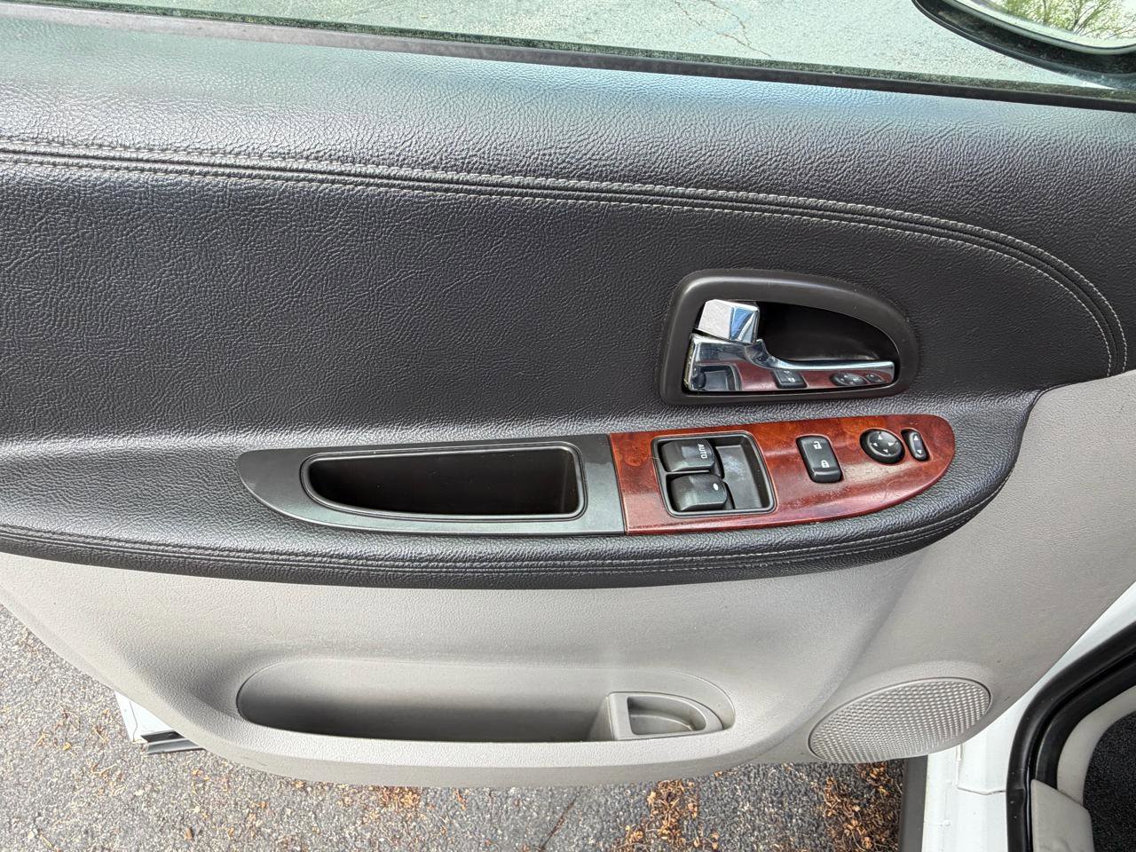 Used 2008 Chevrolet Uplander w/ Climate Package image 13