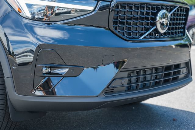 New 2026 Volvo XC40 B5 Plus w/ Protection Package Premier AWD/4WD image 13