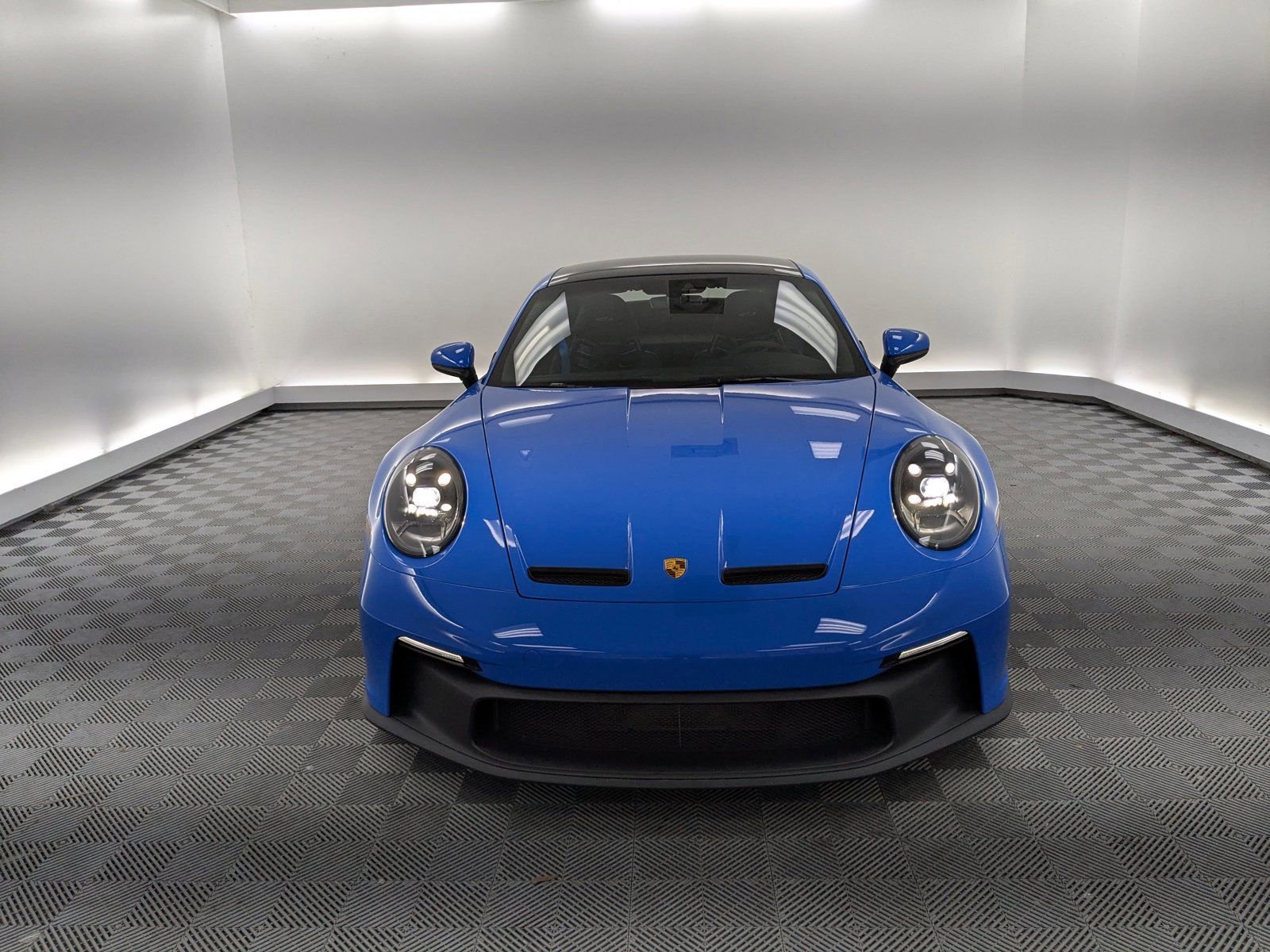 Certified 2022 Porsche 911 GT3 image 9