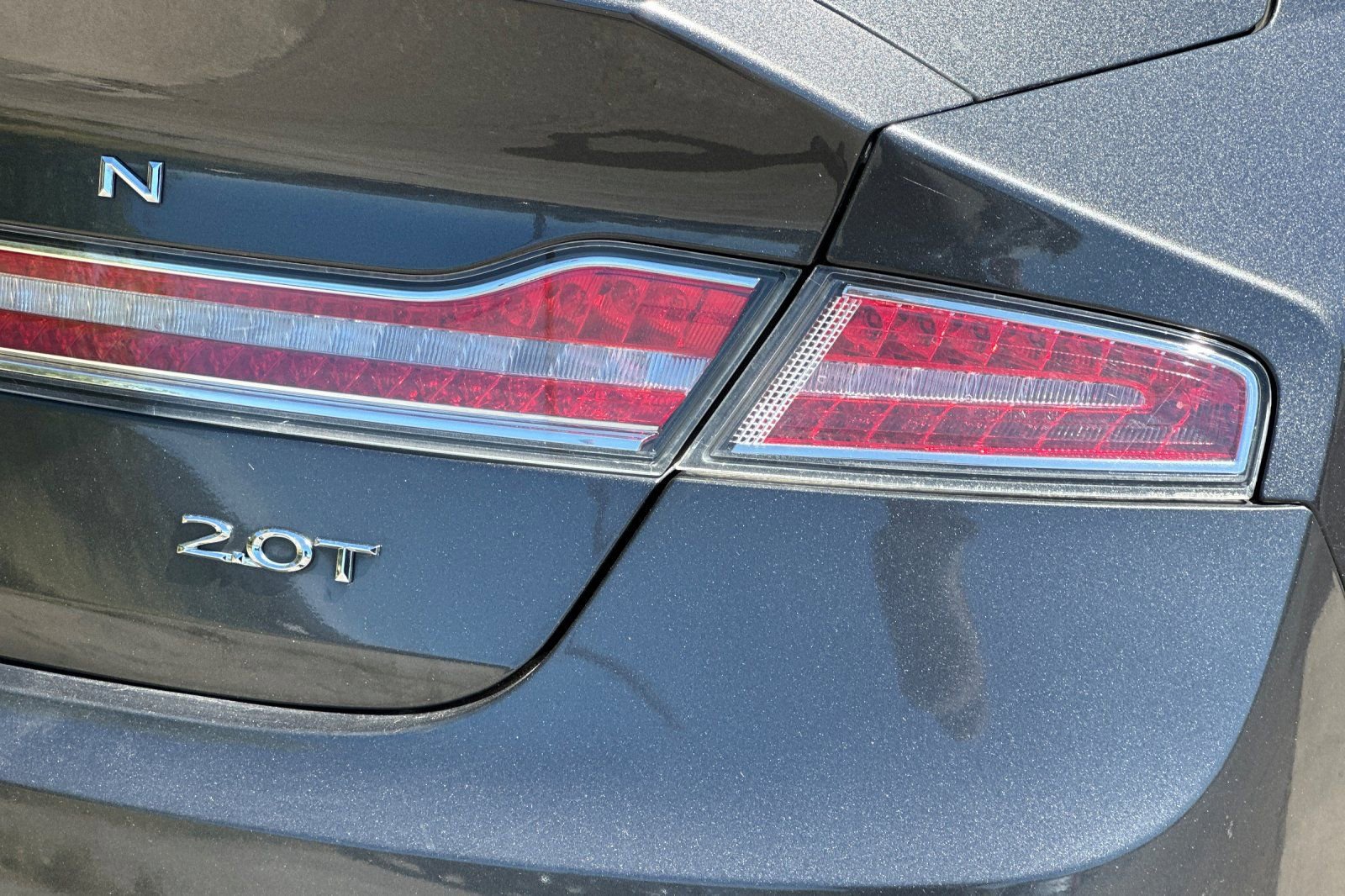 Used 2019 Lincoln MKZ Reserve FWD image 31