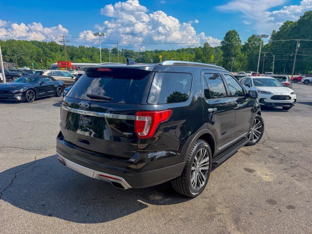 Used 2017 Ford Explorer Platinum AWD/4WD image 4
