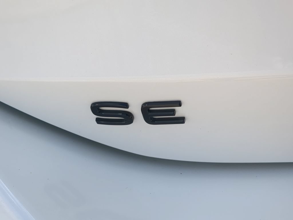 New 2026 Volkswagen Tiguan SE R-Line FWD image 10