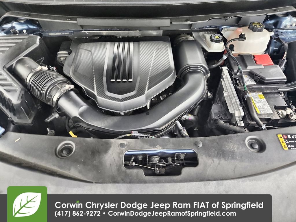 Used 2025 Buick Enclave Preferred AWD/4WD image 34