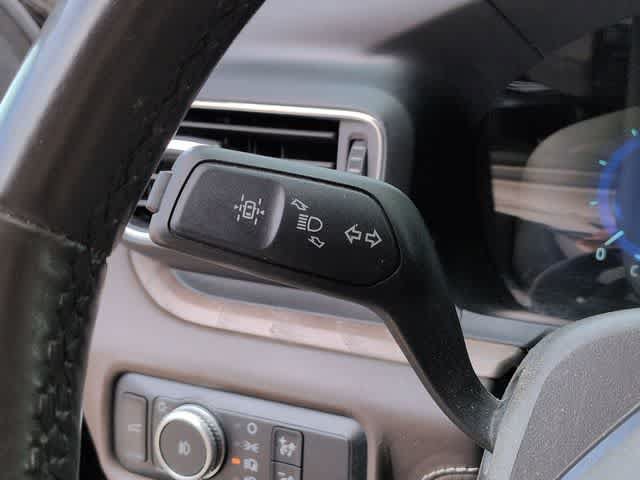 Used 2020 Ford Explorer Platinum w/ Premium Technology Package AWD/4WD image 26