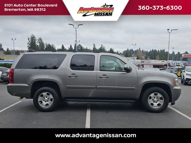 Used 2007 Chevrolet Suburban LT image 6