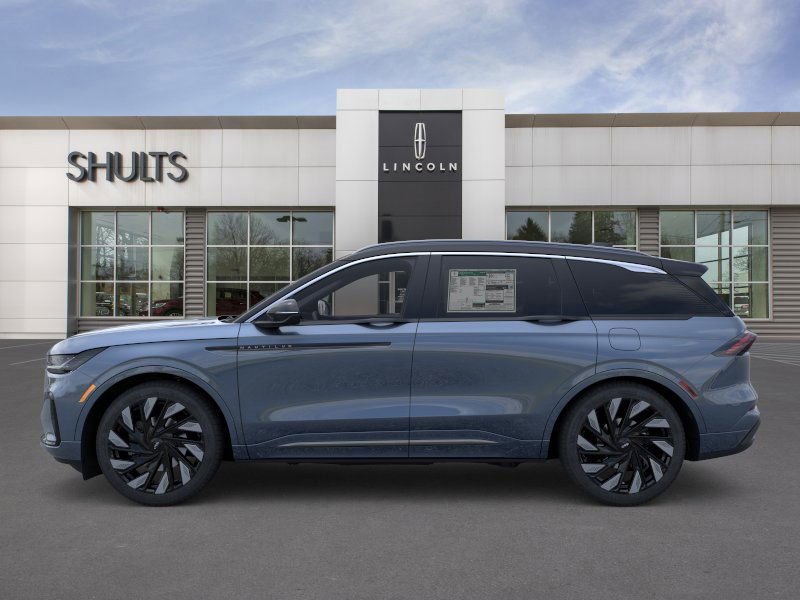 New 2025 Lincoln Nautilus Black Label w/ Jet Appearance Package image 3