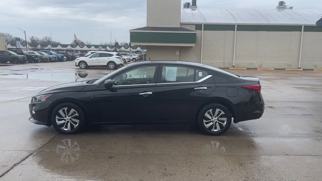 Used 2022 Nissan Altima 2.5 S image 5