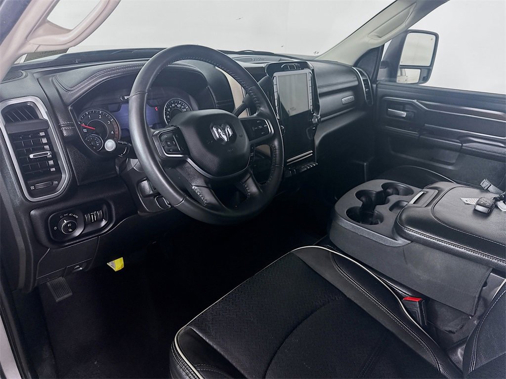 Used 2024 RAM 2500 Laramie image 30
