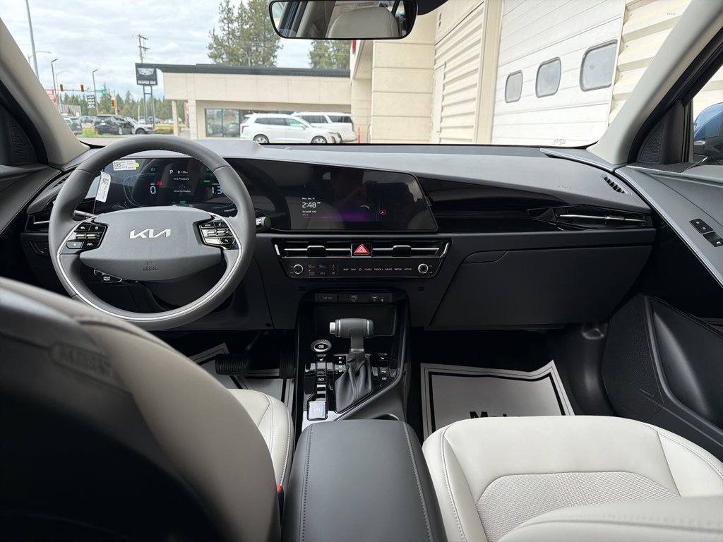 New 2026 Kia Niro EX FWD image 17