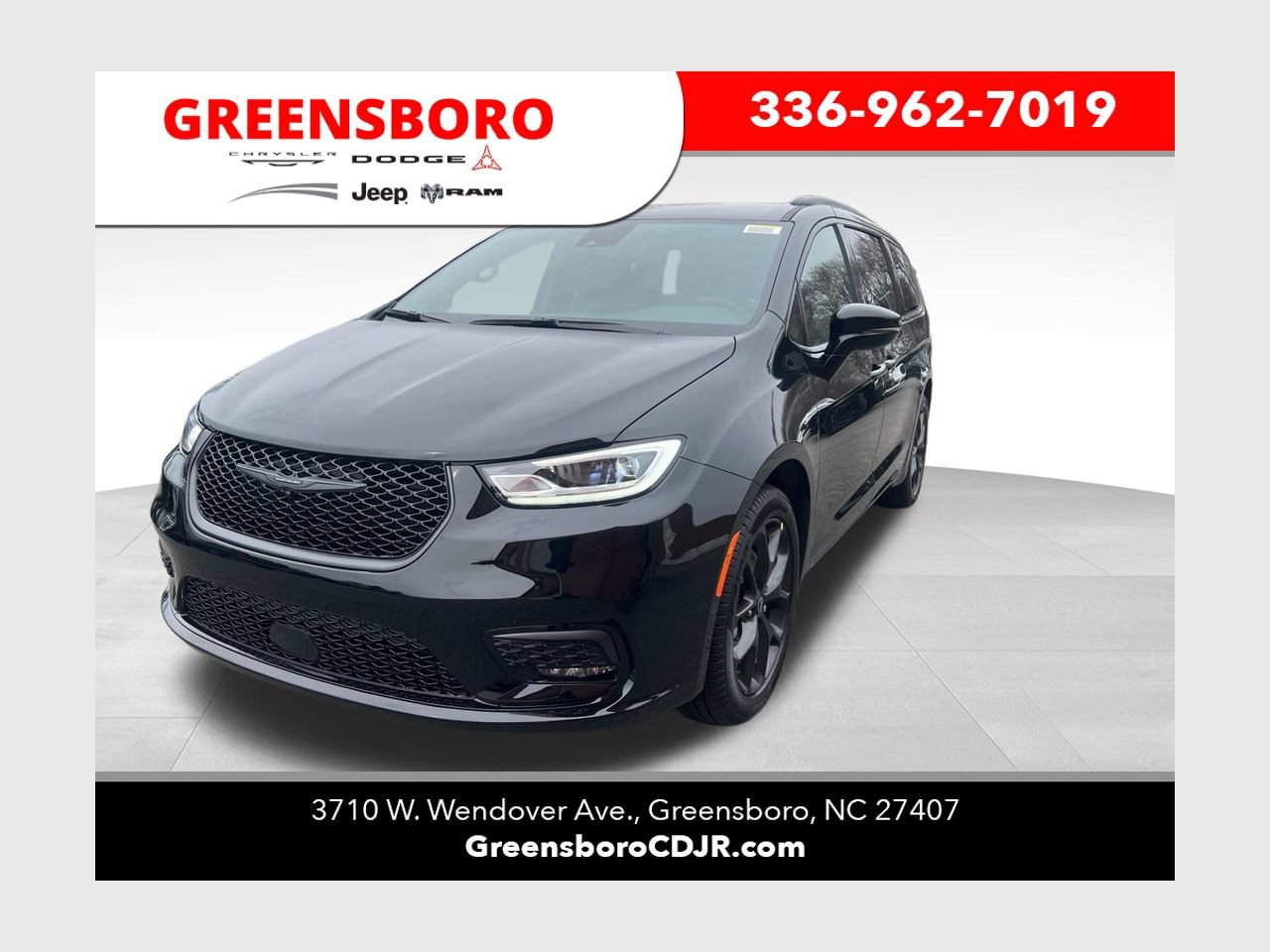 New 2026 Chrysler Pacifica Select w/ S Appearance Package