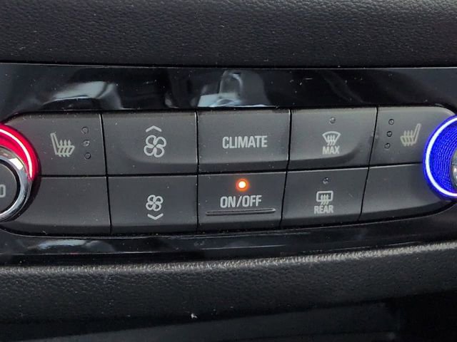 Used 2022 Buick Enclave Essence image 30