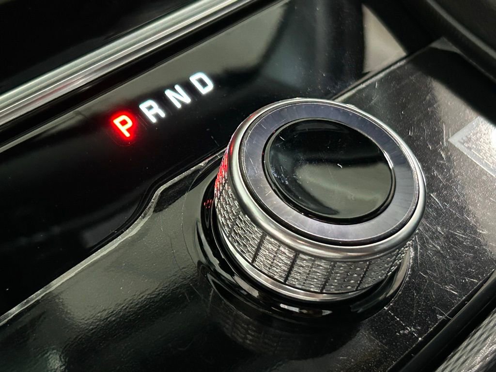 Used 2025 Jeep Grand Cherokee Laredo image 22