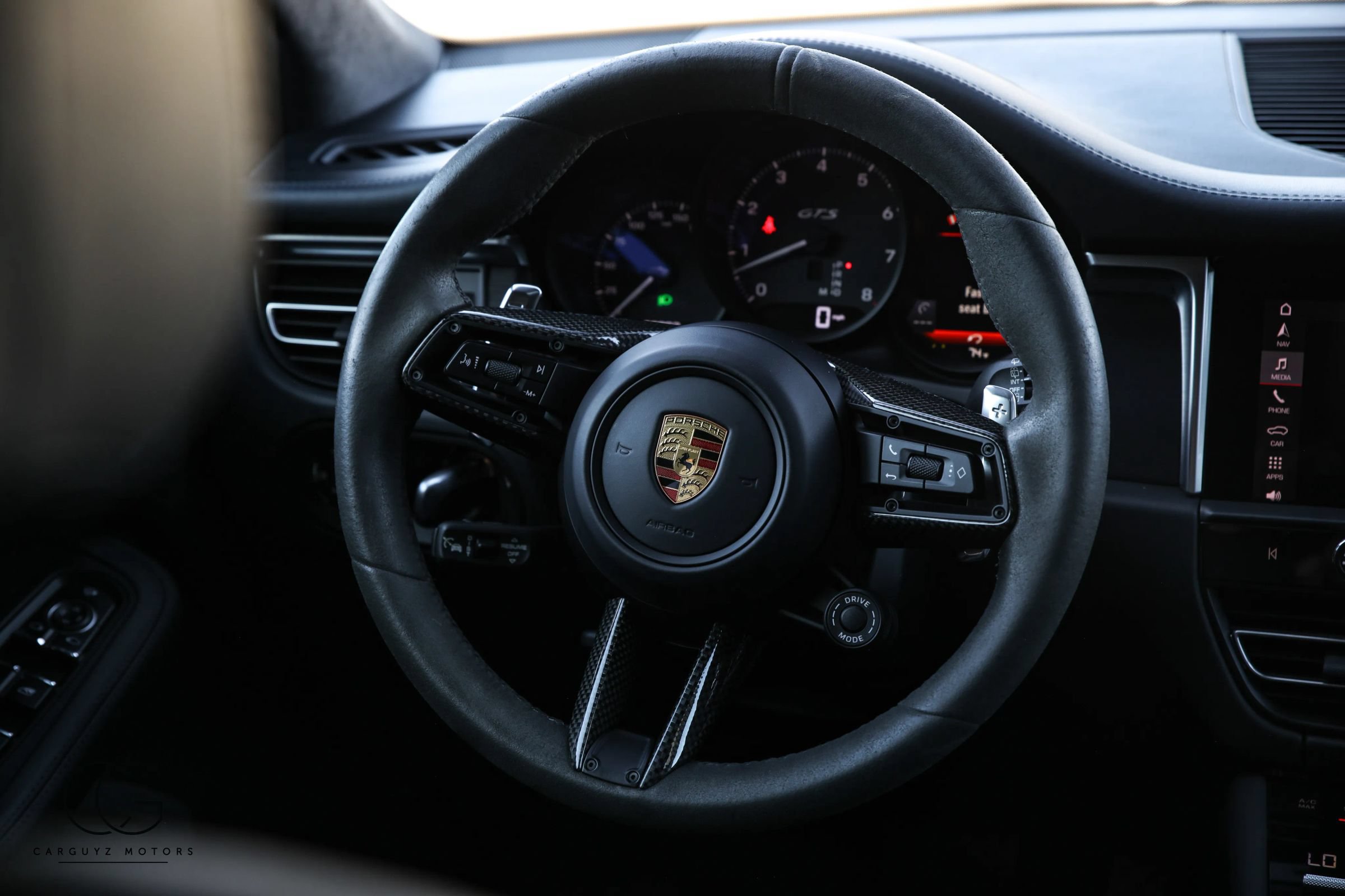 Used 2023 Porsche Macan GTS w/ Premium Package Plus AWD/4WD image 27