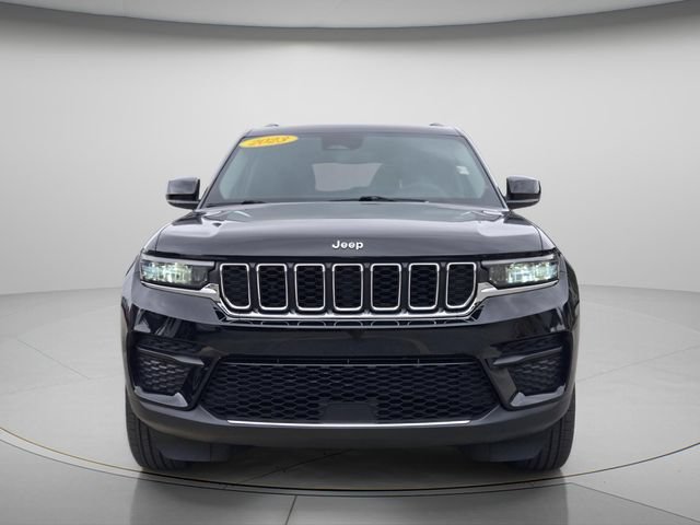 Used 2023 Jeep Grand Cherokee Laredo X AWD/4WD image 5