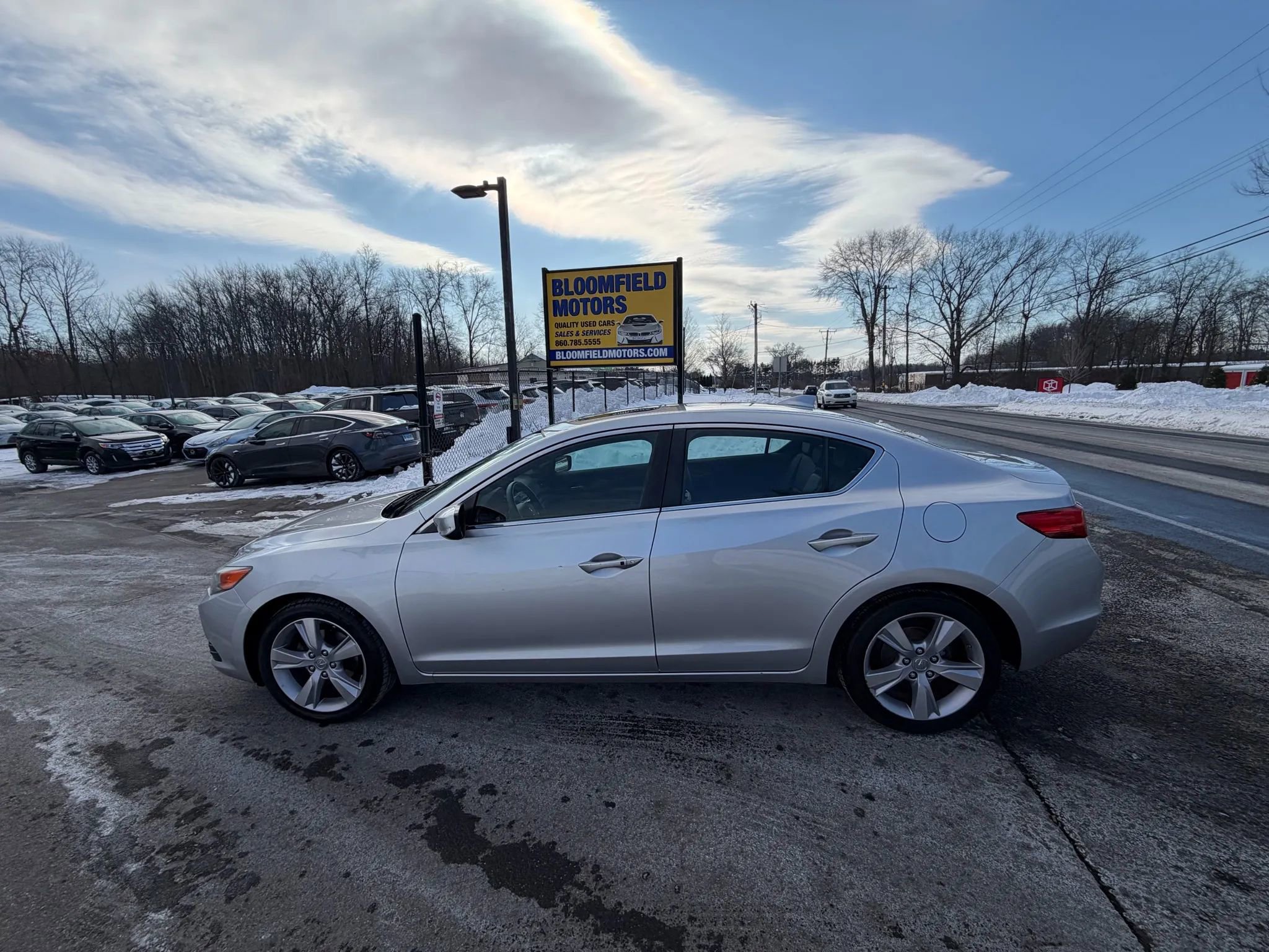 Used 2015 Acura ILX Sedan 4D image 8