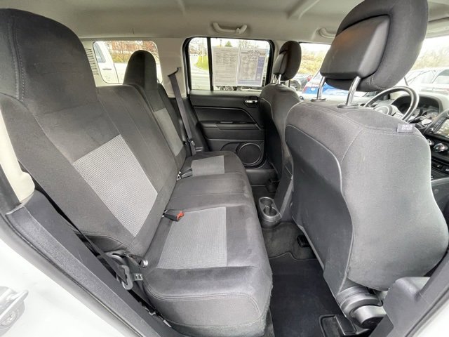 Used 2017 Jeep Patriot Latitude image 34