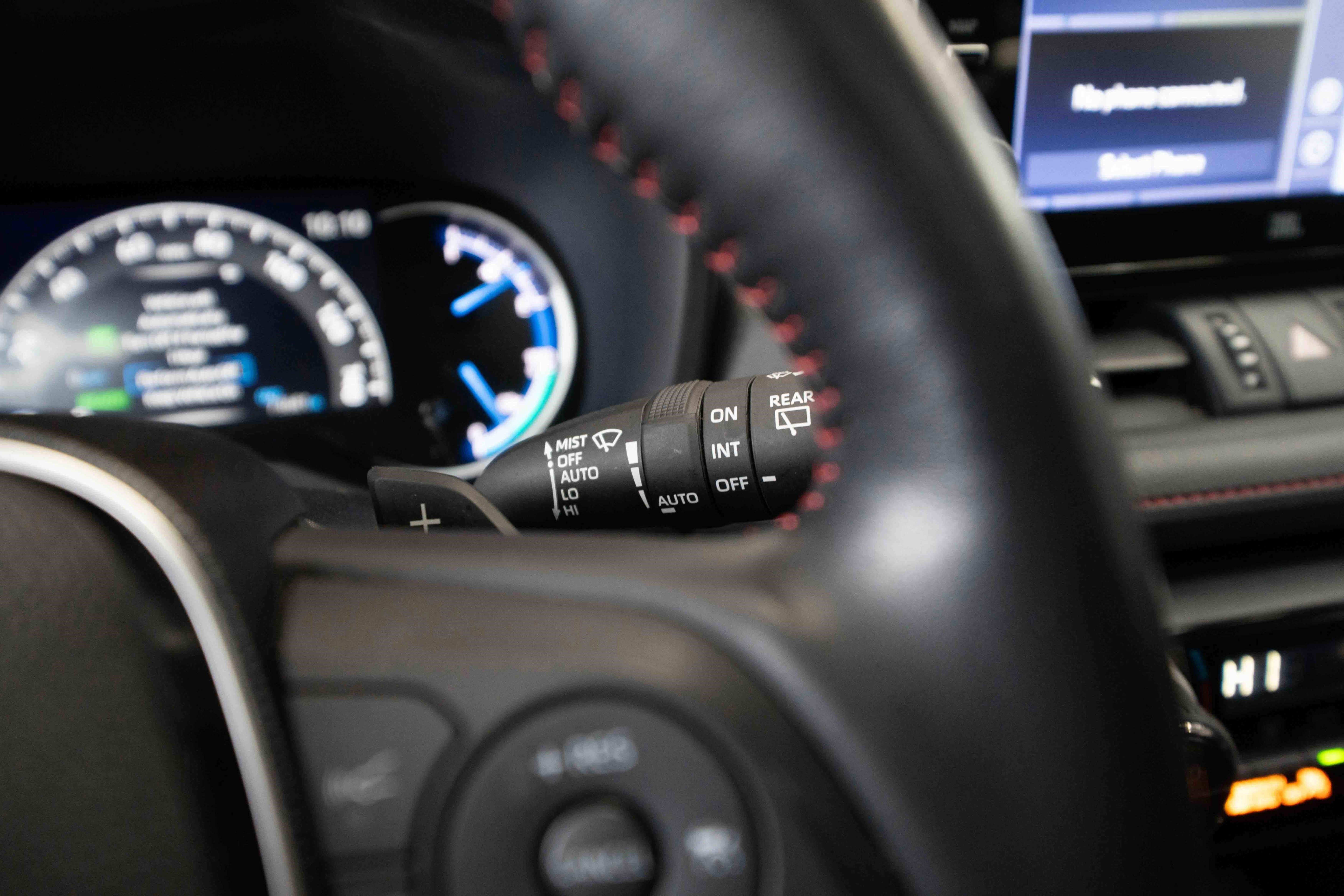 Used 2021 Toyota RAV4 XSE w/ Weather Package image 14