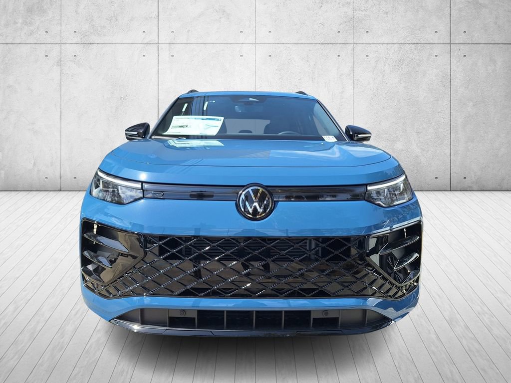 New 2026 Volkswagen Tiguan SE R-Line image 8