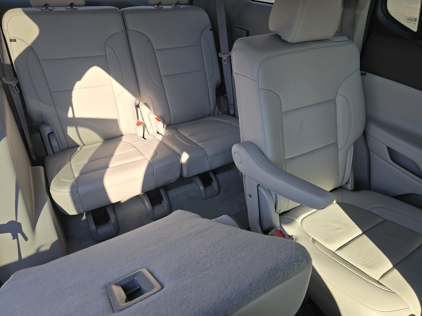 Certified 2023 GMC Acadia SLT AWD/4WD image 29
