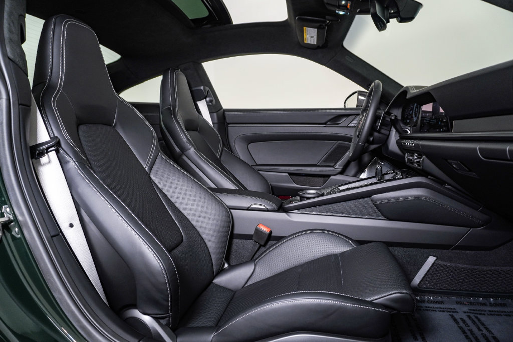 Certified 2026 Porsche 911 Carrera 4 GTS AWD/4WD image 16
